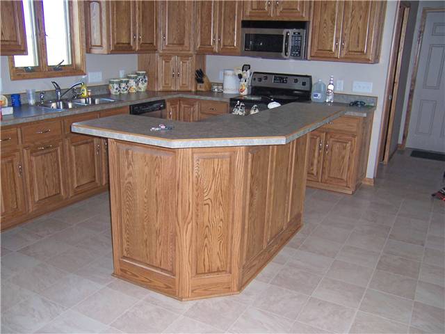 Red oak wood with medium brown stain